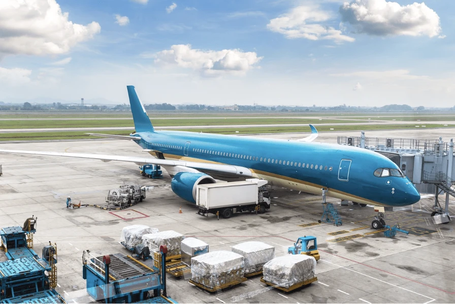 global-freight-forwarding-service-us-singapore-hong-kong